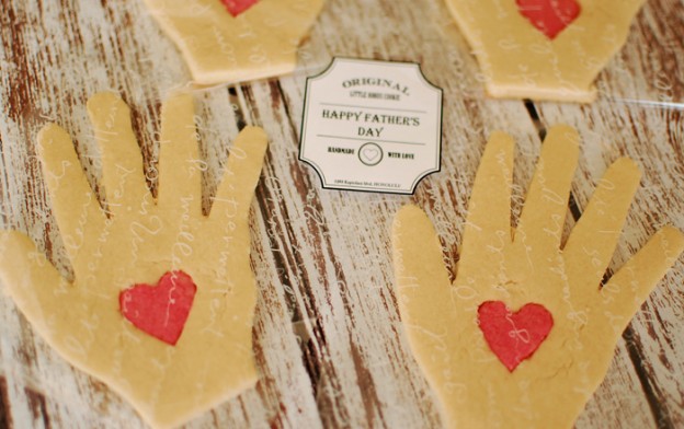 #Hand #Print #sugar #cookies #cookie #ideas #idea #recipe (1)