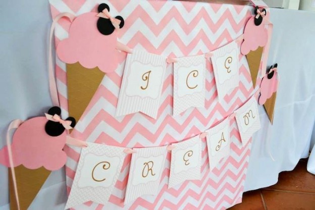 Minnie Mouse Ice Cream Party full of cute ideas via Kara's Party Ideas KarasPartyIdeas.com #minniemouse #partyideas #supplies #birthday #icecream (49)