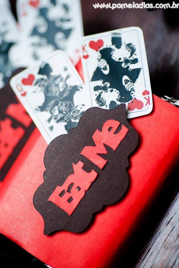 King and Queen of Hearts Party with Lots of Awesome Ideas via Kara's Party Ideas | KarasPartyIdeas.com #AliceInWonderland #OffWithTheirHeads #Party #Ideas #Supplies (9)