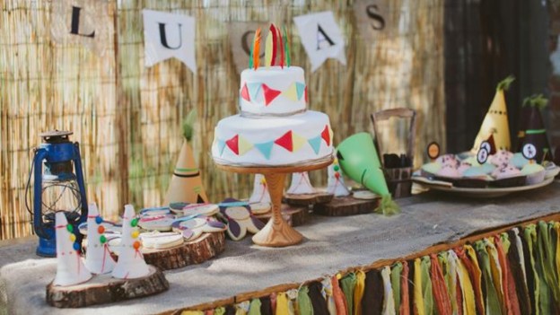 Pow Wow Party with Such Cute Ideas via Kara's Party Ideas | KarasPartyIdeas.com #IndianParty #NativeAmericanParty #PowWowCake #PartyIdeas #Supplies (1)