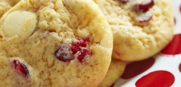 SO YUMMY! White Chocolate Chip Macadamia Nut Cookies via Kara' s Party Ideas KarasPartyIdeas.com Kara Allen