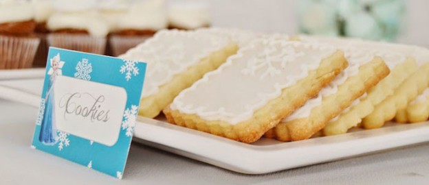 Frozen themed birthday party with Such Cute Ideas via Kara's Party Ideas! Full of decorating tips, cakes, cupcakes, favors, games, and MORE! KarasPartyIdeas.com #frozen #frozenparty #partydecor #partyideas #partyplanning #partystyling #eventplanning (1)
