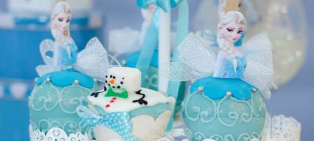 Frozen themed birthday party via Kara's Party Ideas KarasPartyIdeas.com invitations, cake, table, decor and more! #frozen #frozenparty #disneysfrozen #partyideas #partyplanning #partydesign (1)