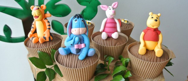 Rustic Winnie the Pooh 1st birthday party via Kara's Party Ideas KarasPartyIdeas.com #winniethepooh #firstbirthday #winniethepoohparty #karaspartyideas (1)