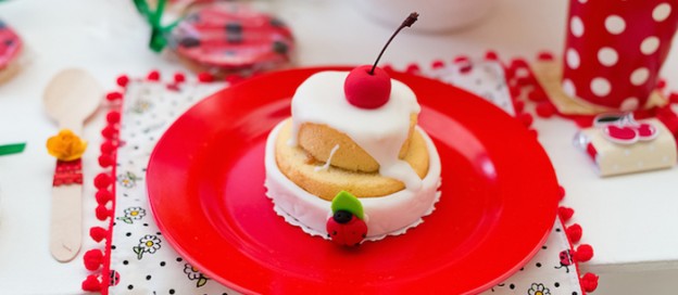 Picnic themed 1st birthday party via Kara's Party Ideas KarasPartyIdeas.com Printables, cake, invitation, desserts, favors, supplies, etc! #picnic #picnicparty (1)