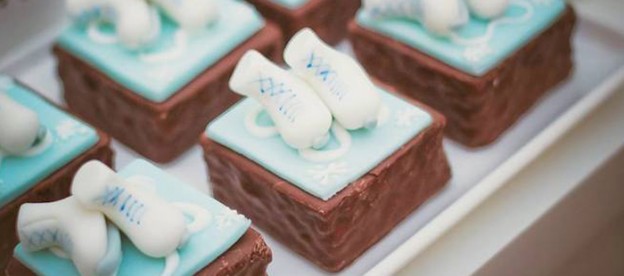 Frozen themed birthday party via Kara's Party Ideas KarasPartyIdeas.com Decor, desserts, recipes, favors, and more! #frozen #frozenparty (1)