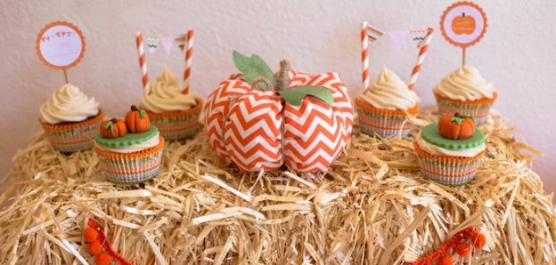 Sweet Pumpkin birthday party via Kara's Party Ideas KarasPartyIdeas.com Favors, stationery, desserts, drinks, supplies, and more! #pumpkinparty #pumpkinpatch #halloweenparty #fallpartyideas (1)