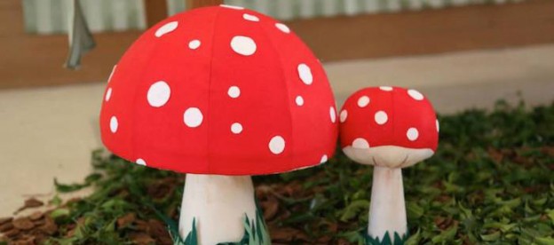 Fairy Garden birthday party via Kara's Party Ideas KarasPartyIdeas.com Cake, supplies, cupcakes, favors, recipes, tutorials, and more! #fairyparty #fairies #fairygarden #fairygardenparty (2)