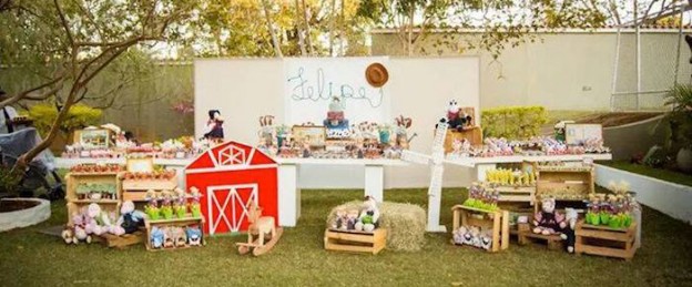 Farm themed birthday party via Kara's Party Ideas KarasPartyIdeas.com Party supplies, food, tutorials, cake, desserts, and more! #farmparty #farmpartyideas #farmanimals #farmcake