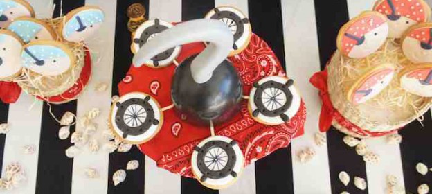 Pirate themed birthday party via Kara's Party Ideas KarasPartyIdeas.com The Place For All Things Party! #pirateparty #pirate #piratepartyideas (1)