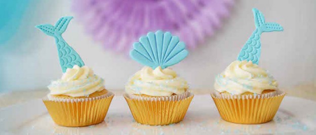 Mermaid Birthday Party via Kara's Party Ideas KarasPartyIdeas.com Printables, cake, decor, tutorials, cupcakes, recipes, and more! #mermaidparty #mermaid #mermaidpartyideas #mermaidbirthdayparty #mermaidcake #mermaidcupcakes (1)