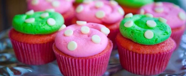 Neverland Peter Pan + Tinkerbell Themed Birthday Party via Kara's Party Ideas KarasPartyIdeas.com Printables, cake, tutorials, favors, games, and more! #peterpan #tinkerbell #peterpanparty #tinkerbellparty #neverlandparty #neverlandbirthdayparty (1)