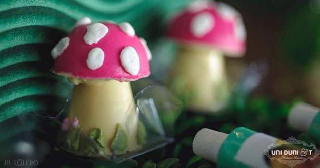 Tinkerbell Inspired Woodland Fairy themed birthday party via Kara's Party Ideas | The Place for All Things Party! KarasPartyIdeas.com (1)