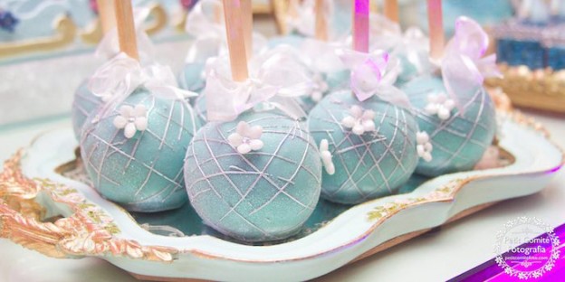 Frozen Coronation Party via Kara's Party Ideas | The Place for all of your party needs! KarasPartyIdeas.com (2)