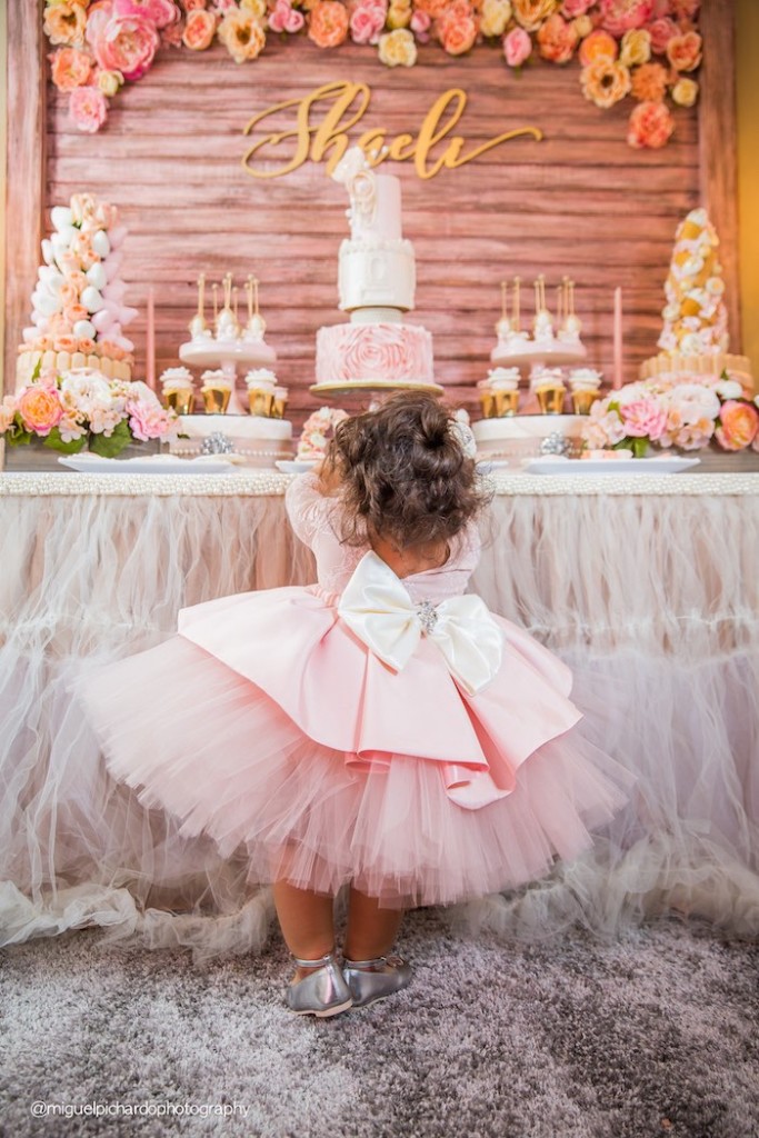 Kara's Party Ideas Pink + Gold 1st Birthday Party | Kara's Party Ideas