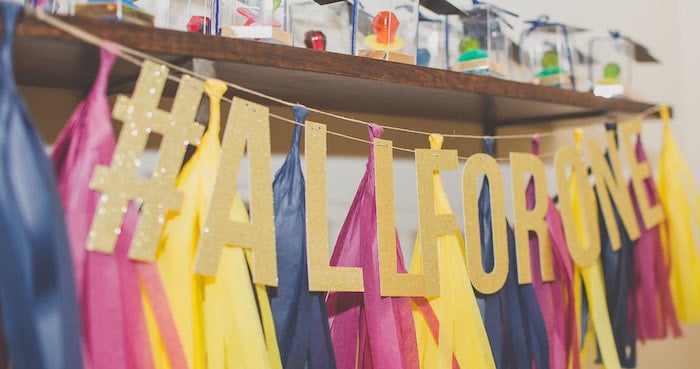Banner + Bunting from a Basketball Birthday Party via Kara's Party Ideas KarasPartyIdeas.com (2)