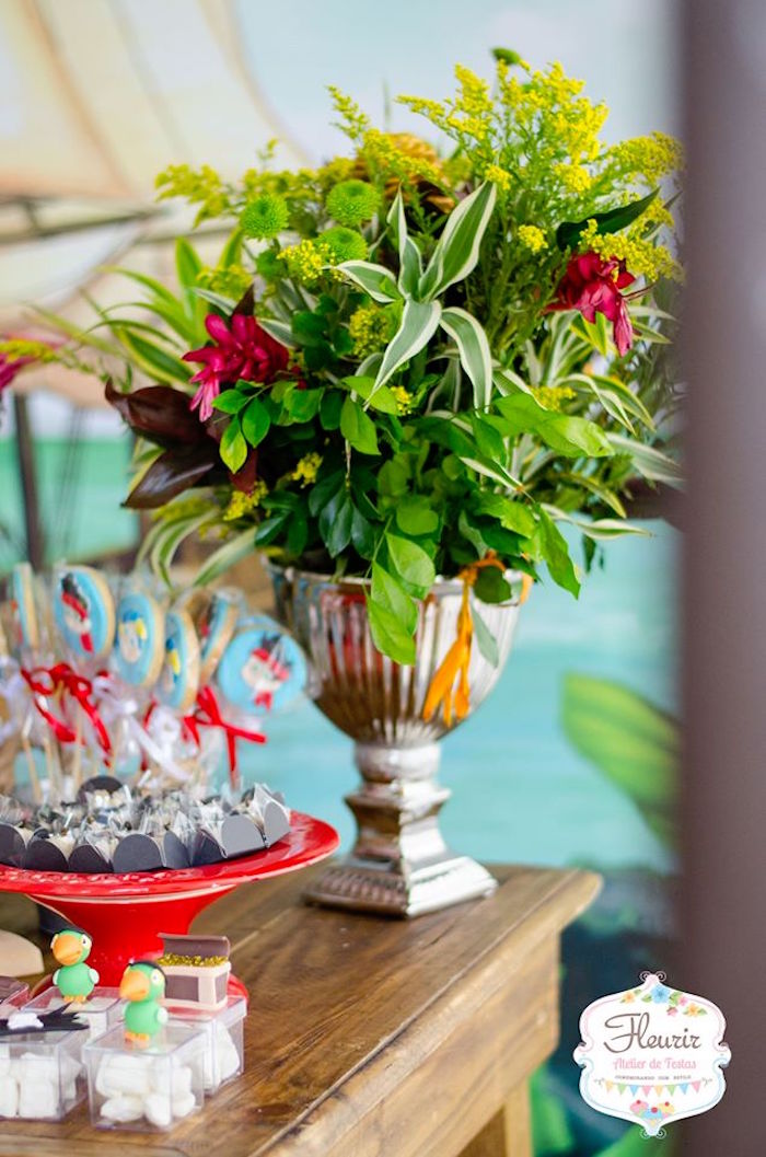 Foliage from a Jake and the Neverland Pirates Birthday Party on Kara's Party Ideas | KarasPartyIdeas.com (26)