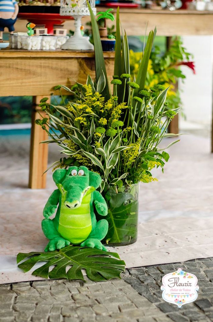 Crocodile blooms from a Jake and the Neverland Pirates Birthday Party on Kara's Party Ideas | KarasPartyIdeas.com (24)