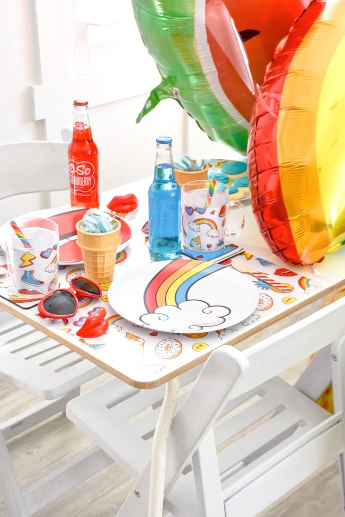 Kara's Party Ideas Mod Teen Dreamin' Birthday Party | Kara's Party Ideas