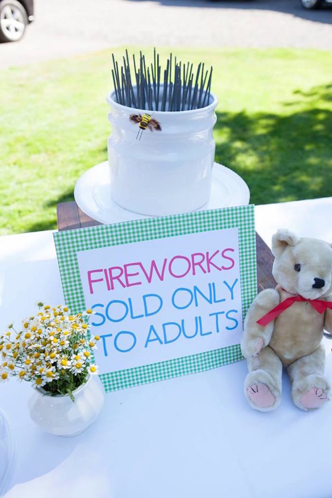 Kara's Party Ideas Sunny Teddy Bear Picnic Birthday Party | Kara's ...