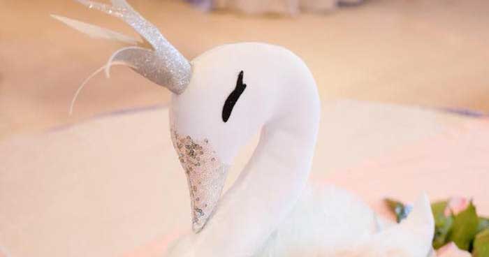 Pastel Swan Birthday Party on Kara's Party Ideas | KarasPartyIdeas.com (1)