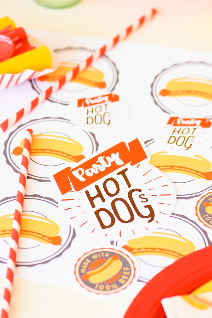 Decorazioni Per Festa A Tema Hotdog - 9 Pezzi: Striscione Glitterato E 8 Forme Appese - Oro Per Compleanni E Feste