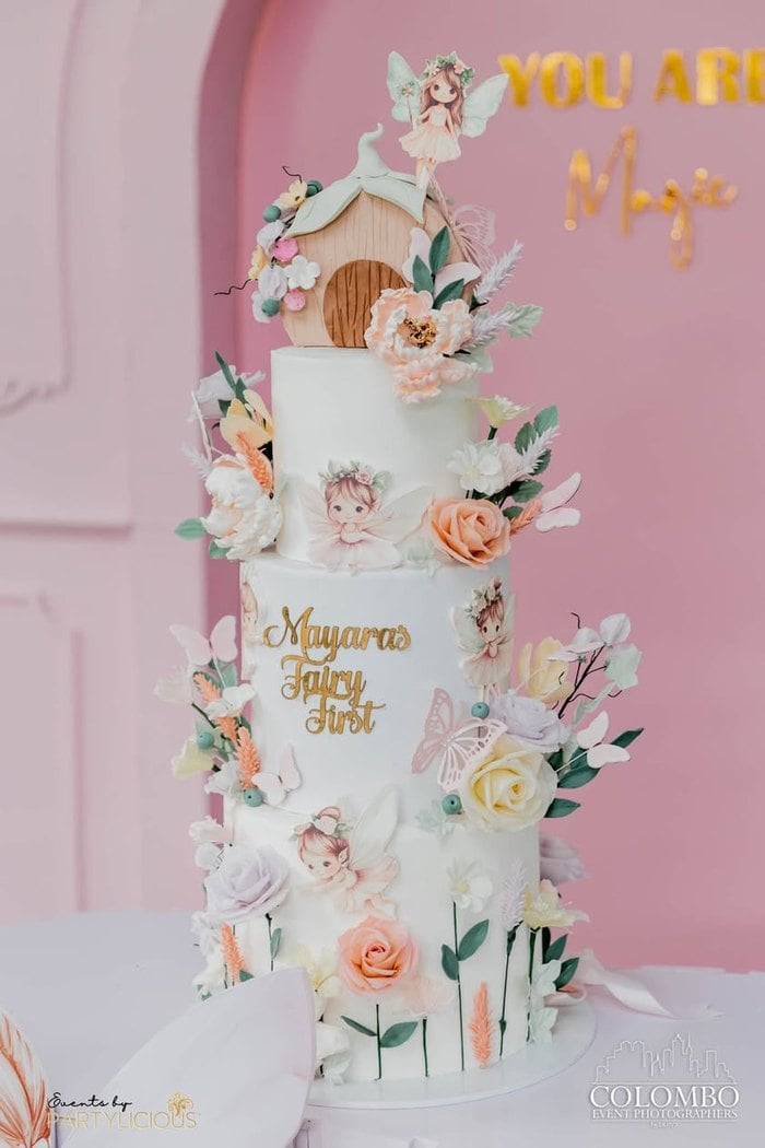 Close-up detail of Mayara's fairy birthday cake