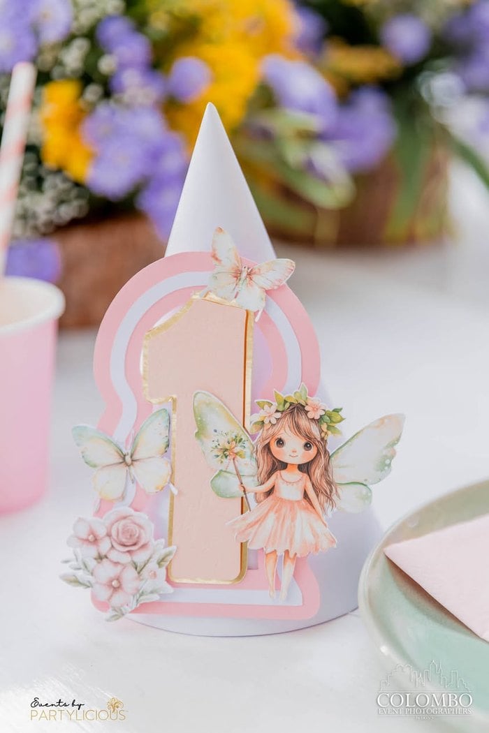 Fairy place card and table detail