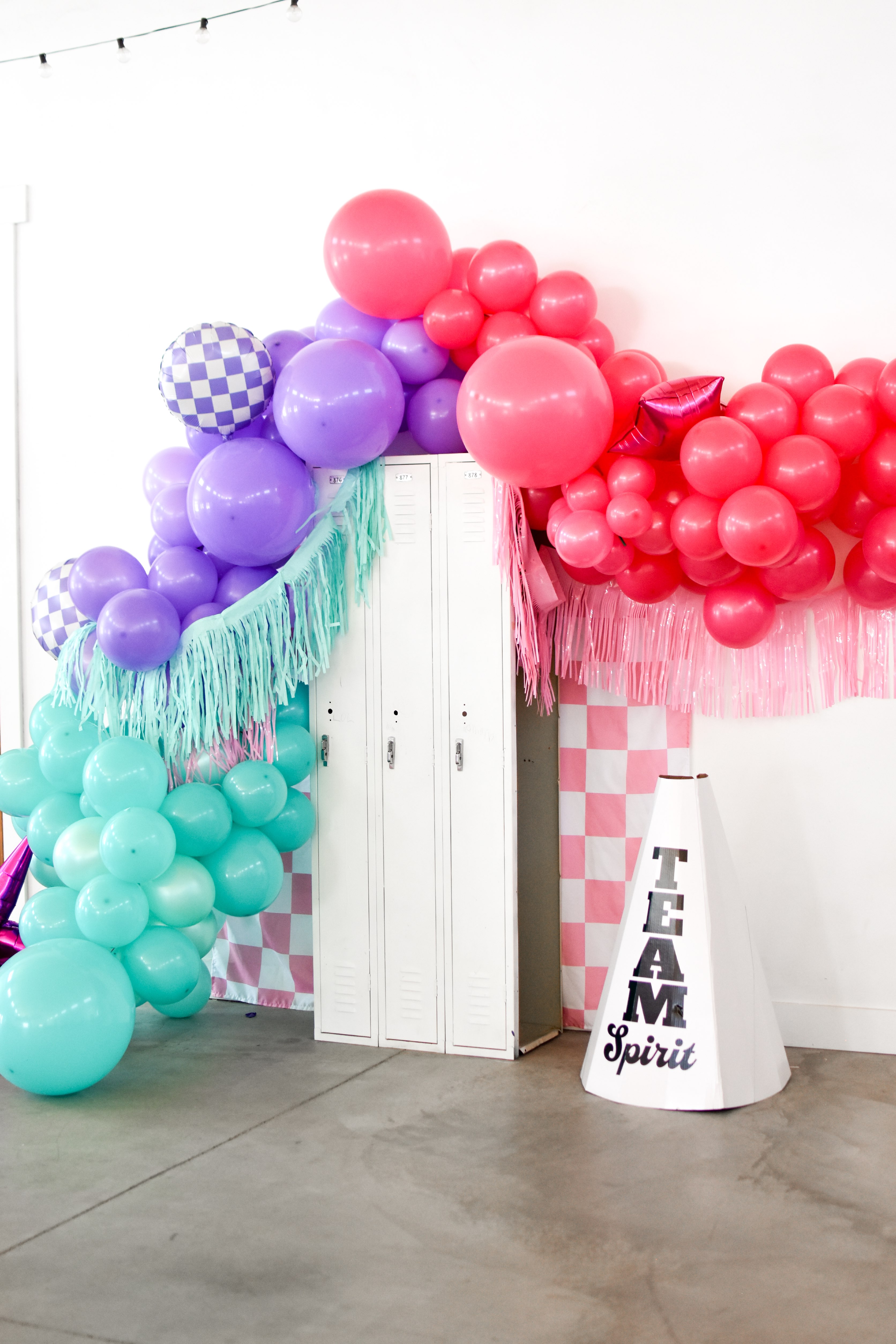 Cheerleading-Cheerleader-Cheer-Themed-Birthday-Party-by-Karas-Party-Ideas-003
